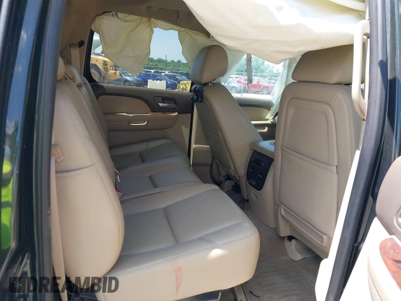 2013 Chevrolet Avalanche LTZ with VIN 3GNTKGE77DG331947, listed as a IAAI auction lot 42396775 with 119,150 mi miles and . Bid and sale history available at DreamBid. Image 8.