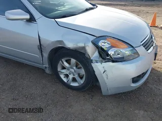 2008 Nissan Altima 2.5 with VIN 1N4AL21E58N537453, listed as a IAAI auction lot 40926249 with 69,150 mi miles. Bid and sale history available at carsss.com. Image 6.