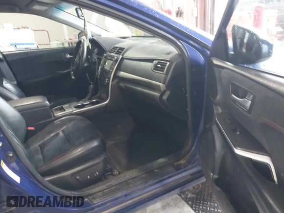 2015 Toyota Camry XLE with VIN 4T1BF1FK7FU950195, listed as a IAAI auction lot 41976565 with 113,071 mi miles and . Bid and sale history available at DreamBid. Image 5.