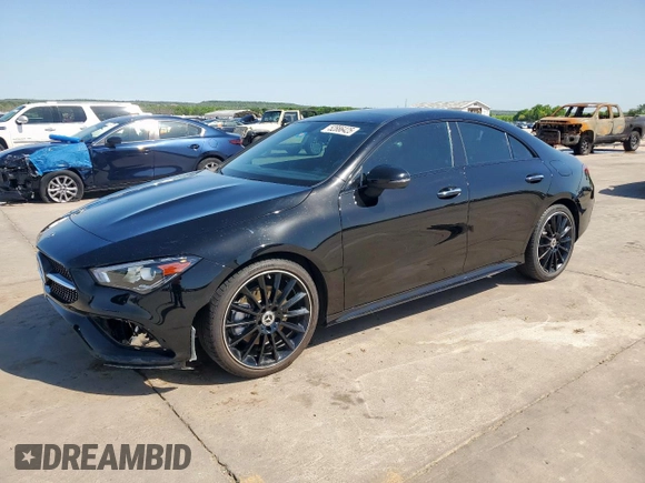 2022 Mercedes-Benz CLA 250 z VIN W1K5J4GB2NN314041, wystawiony jako Copart lot #52886425 z przebiegiem 32 535 mil mil oraz Szkoda całkowita • Salvage title. Historia ofert i sprzedaży dostępna na DreamBid. Obrazek 1.