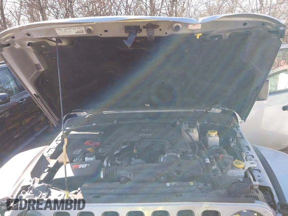 2021 Jeep Gladiator Mojave with VIN 1C6JJTEG9ML519309, listed as a IAAI auction lot 41701544 with 64,461 mi miles and . Bid and sale history available at DreamBid. Image 10.