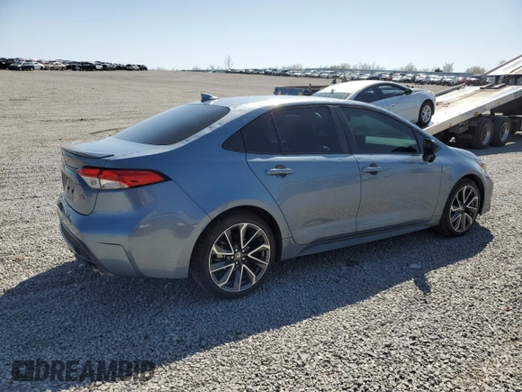 2020 Toyota Corolla SE with VIN 5YFS4RCE4LP042156, listed as a Copart auction lot 52224035 with 27,504 mi miles and Salvage Title. Bid and sale history available at carsss.com. Image 3.