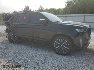 2022 Cadillac Escalade Sport Platinum with VIN 1GYS4GKL8NR201462, listed as a Copart auction lot 70836364 with 20,843 mi miles and Salvage Title. Bid and sale history available at carsss.com. Image 4.