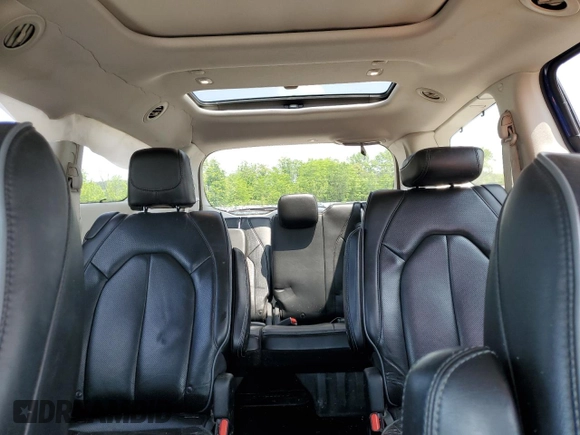 2020 Chrysler Pacifica Limited with VIN 2C4RC1GG0LR284747, listed as a Copart auction lot 59002405 with 68,873 mi miles and Salvage title. Bid and sale history available at DreamBid. Image 10.
