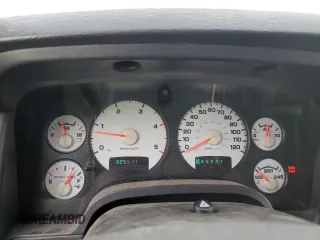 2005 Dodge Ram 3500 SLT with VIN 3D7LS38C65G747327, listed as a Copart auction lot 82444464 with 325,511 mi miles and Salvage Title. Bid and sale history available at carsss.com. Image 9.