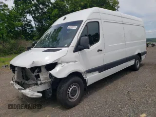 2021 Freightliner Sprinter z VIN W2Y40CHY4MT068916, wystawiony jako Copart lot #58318355 z przebiegiem 89 822 mil mil oraz Szkoda całkowita • Salvage title. Historia ofert i sprzedaży dostępna na DreamBid. Obrazek 1.