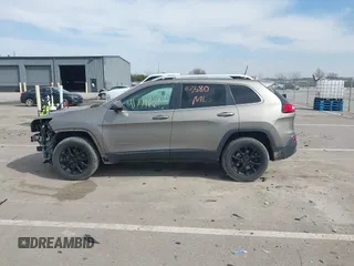 2018 Jeep Cherokee Latitude Plus with VIN 1C4PJMLXXJD571713, listed as a IAAI auction lot 41771661 with 87,580 mi miles and . Bid and sale history available at DreamBid. Image 15.
