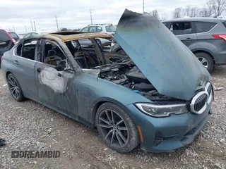 2020 BMW 3 Series 330i with VIN 3MW5R1J0XL8B12327, listed as a IAAI auction lot 41733092 with 1 mi miles. Bid and sale history available at carsss.com. Image 1.
