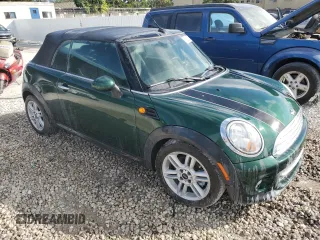 2015 MINI Convertible z VIN WMWZN3C5XFT861708, wystawiony jako Copart lot #82233054 z przebiegiem 38 498 mil mil oraz Czysty tytuł • Clean title. Historia ofert i sprzedaży dostępna na DreamBid. Obrazek 4.