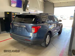 2020 Ford Explorer XLT z VIN 1FMSK8DH6LGC37262, wystawiony jako IAAI lot #42403858 z przebiegiem 95 140 mil mil oraz . Historia ofert i sprzedaży dostępna na DreamBid. Obrazek 1.