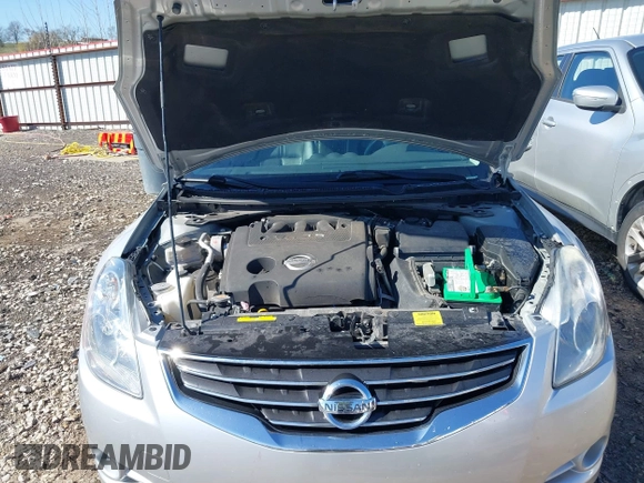 2012 Nissan Altima 3.5 SR with VIN 1N4BL2AP9CN566002, listed as a IAAI auction lot 41731360 with 84,265 mi miles. Bid and sale history available at carsss.com. Image 10.