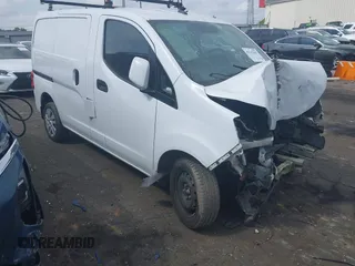 2016 Nissan NV200 S z VIN 3N6CM0KN3GK696041, wystawiony jako IAAI lot #42147685 z przebiegiem Nie podano mil oraz . Historia ofert i sprzedaży dostępna na DreamBid. Obrazek 1.