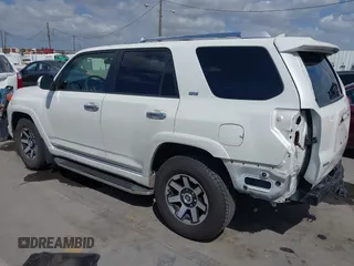 2013 Toyota 4Runner SR5 with VIN JTEZU5JR0D5058328, listed as a IAAI auction lot 41948095 with 195,332 mi miles and . Bid and sale history available at DreamBid. Image 3.