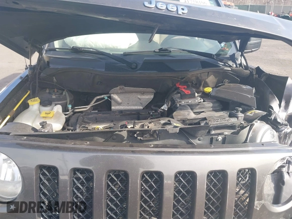 2015 Jeep Patriot High Altitude with VIN 1C4NJPFA1FD262834, listed as a IAAI auction lot 41758106 with 113,643 mi miles and . Bid and sale history available at DreamBid. Image 10.