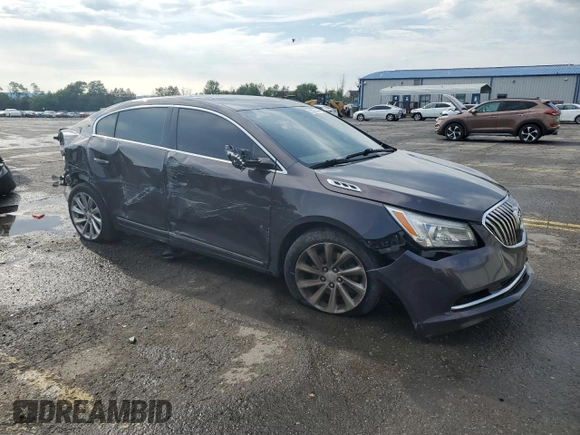 2014 Buick LaCrosse Leather with VIN 1G4GB5G32EF131467, listed as a Copart auction lot 62420344 with 142,224 mi miles and Salvage Title. Bid and sale history available at carsss.com. Image 4.
