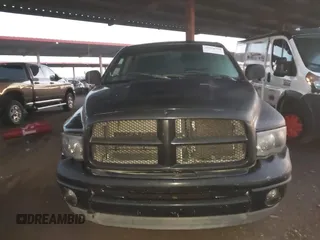 2003 Dodge 1500 ST z VIN 1D7HA18N53J666927, wystawiony jako IAAI lot #41754734 z przebiegiem 308 997 mil mil oraz . Historia ofert i sprzedaży dostępna na DreamBid. Obrazek 12.
