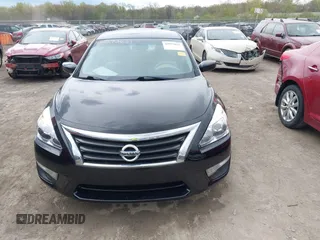 2015 Nissan Altima 2.5 SV with VIN 1N4AL3AP7FC582717, listed as a IAAI auction lot 42073631 with 137,788 mi miles. Bid and sale history available at carsss.com. Image 12.