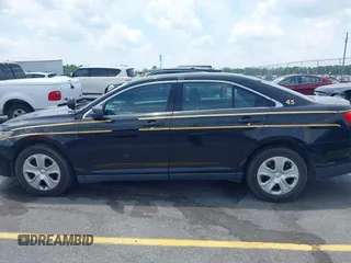 2015 Ford Police Interceptor с VIN 1FAHP2MKXFG190451, выставлен на аукционе IAAI как лот 42292347 с пробегом 121 164 миль миль и . История ставок и продаж доступна на DreamBid. Изображение 14.