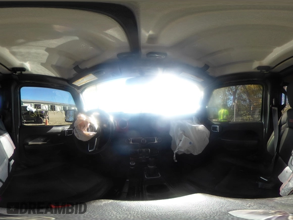 2019 Jeep Wrangler Unlimited Rubicon with VIN 1C4HJXFN7KW681365, listed as a IAAI auction lot 40686862 with 29,431 mi miles and . Bid and sale history available at DreamBid. Image 18.