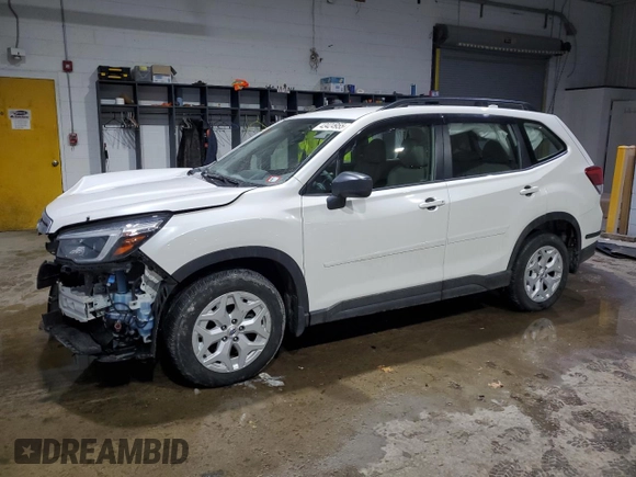 2021 Subaru Forester with VIN JF2SKADC1MH440265, listed as a Copart auction lot 43424955 with 26,143 mi miles and Salvage Title. Bid and sale history available at carsss.com. Image 1.