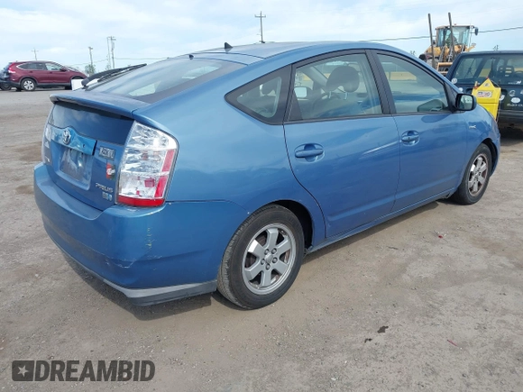 2007 Toyota Prius with VIN JTDKB20U677673975, listed as a IAAI auction lot 41993731 with 191,423 mi miles. Bid and sale history available at carsss.com. Image 4.