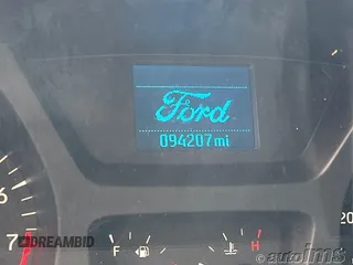 2018 Ford Transit z VIN 1FTYE1CM0JKB42346, wystawiony jako IAAI lot #42729426 z przebiegiem 94 207 mil mil oraz . Historia ofert i sprzedaży dostępna na DreamBid. Obrazek 6.