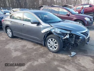 2015 Nissan Altima S with VIN 1N4AL3AP2FC116600, listed as a IAAI auction lot 41502040 with 110,383 mi miles and . Bid and sale history available at DreamBid. Image 1.