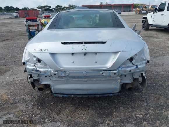2018 Mercedes-Benz SL with VIN WDDJK6GA4JF052431, listed as a IAAI auction lot 41215956 with NaN miles. Bid and sale history available at carsss.com. Image 18.