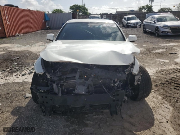 2019 Infiniti Q60 3.0t LUXE with VIN JN1EV7EL7KM291212, listed as a Copart auction lot 70139374 with 35,390 mi miles and Salvage Title. Bid and sale history available at carsss.com. Image 5.