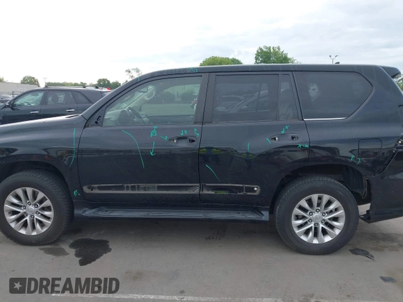 2014 Lexus GX with VIN JTJBM7FX0E5069997, listed as a IAAI auction lot 42076860 with 122,800 mi miles. Bid and sale history available at carsss.com. Image 15.