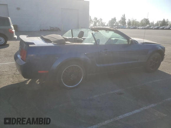 2007 Ford Mustang Deluxe with VIN 1ZVHT84N275199884, listed as a Copart auction lot 46511415 with 180,924 mi miles and Clean Title. Bid and sale history available at carsss.com. Image 3.