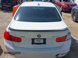 2014 BMW 3 Series 328i xDrive с VIN WBA3B5G55ENS07237, выставлен на аукционе IAAI как лот 41885237 с пробегом 100 288 миль миль и . История ставок и продаж доступна на DreamBid. Изображение 15.