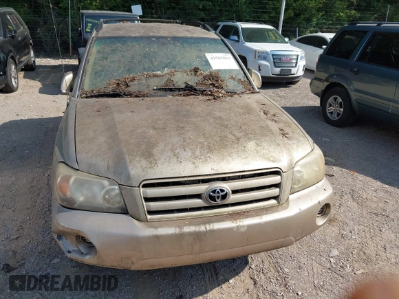 2004 Toyota Highlander with VIN JTEGD21A040091908, listed as a IAAI auction lot 42585023 with 176,513 mi miles and . Bid and sale history available at DreamBid. Image 6.