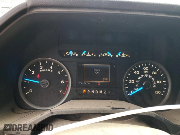 2015 Ford F-150 XLT z VIN 1FTEW1EF0FKE13265, wystawiony jako Copart lot #61180215 z przebiegiem 256 164 mil mil oraz Szkoda całkowita • Salvage title. Historia ofert i sprzedaży dostępna na DreamBid. Obrazek 9.