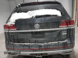 2021 Volkswagen Atlas 3.6L V6 SE w/Technology with VIN 1V2KR2CA7MC540494, listed as a IAAI auction lot 41562095 with 105,795 mi miles. Bid and sale history available at carsss.com. Image 16.
