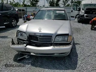 2000 Mercedes-Benz C 230 Kompressor with VIN WDBHA24G1YA833250, listed as a Copart auction lot 55699635 with 75,805 mi miles and Salvage Title. Bid and sale history available at DreamBid. Image 13.