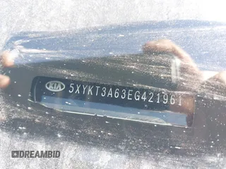 2014 Kia Sorento LX with VIN 5XYKT3A63EG421961, listed as a IAAI auction lot 41752398 with 1 mi miles. Bid and sale history available at carsss.com. Image 9.