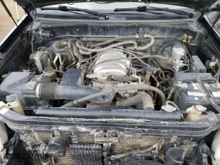 2001 Toyota Sequoia Limited with VIN 5TDBT48A51S001924, listed as a Copart auction lot 68710224 with 245,394 mi miles and Salvage Title. Bid and sale history available at carsss.com. Image 12.