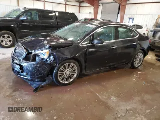 2015 Buick Verano Group z VIN 1G4PS5SK5F4182456, wystawiony jako Copart lot #54768935 z przebiegiem Nie podano mil oraz Czysty tytuł • Clean title. Historia ofert i sprzedaży dostępna na DreamBid. Obrazek 1.