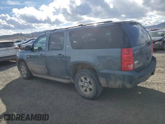 2010 GMC Yukon XL z VIN 1GKUKKE30AR267621, wystawiony jako Copart lot #49843725 z przebiegiem 228 771 mil mil oraz Czysty tytuł • Clean title. Historia ofert i sprzedaży dostępna na DreamBid. Obrazek 2.