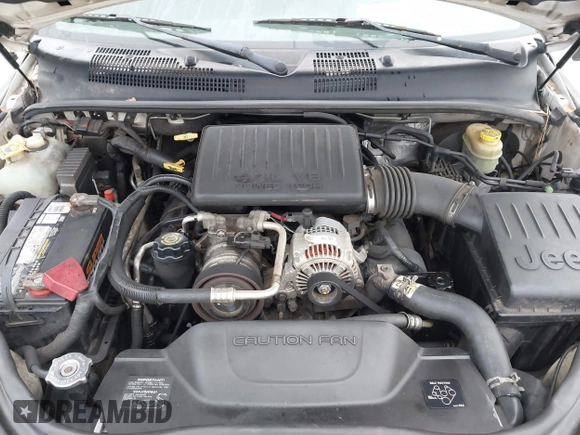 2002 Jeep Grand Cherokee Limited with VIN 1J8GX58N42C283956, listed as a IAAI auction lot 41553997 with 214,388 mi miles and . Bid and sale history available at DreamBid. Image 10.