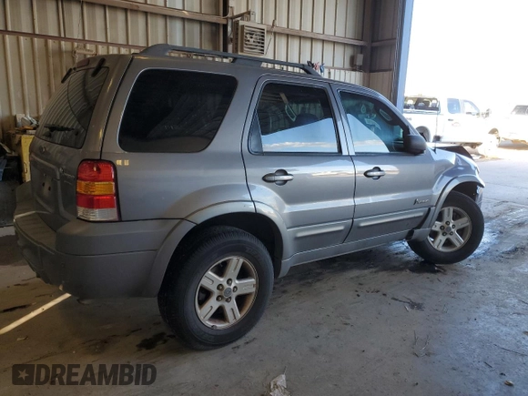 2007 Ford Escape Hybrid with VIN 1FMCU49H17KA07843, listed as a Copart auction lot 81152724 with 170,972 mi miles and Salvage Title. Bid and sale history available at carsss.com. Image 3.