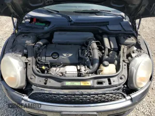 2011 MINI Hardtop S z VIN WMWSV3C50BTY11900, wystawiony jako Copart lot #58225085 z przebiegiem 145 168 mil mil oraz Tytuł czysty. Historia ofert i sprzedaży dostępna na DreamBid. Obrazek 11.