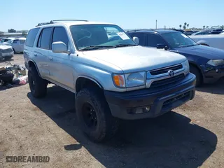 2001 Toyota 4Runner SR5 with VIN JT3GN86R810210887, listed as a IAAI auction lot 41841575 with 414,348 mi miles. Bid and sale history available at carsss.com. Image 1.