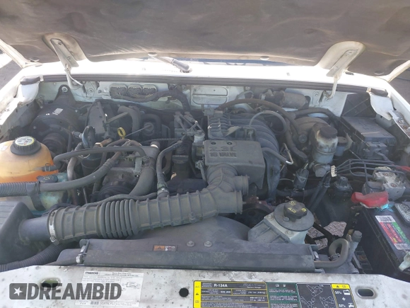 2007 Mazda B-Series 2WD Truck with VIN 4F4YR12D77PM06154, listed as a IAAI auction lot 42112015 with 158,120 mi miles. Bid and sale history available at carsss.com. Image 10.