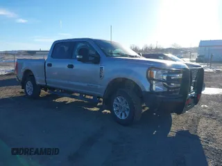 2022 Ford Super Duty F-250 SRW XL with VIN 1FT7W2BT3NEF30165, listed as a IAAI auction lot 41375971 with 62,939 mi miles. Bid and sale history available at carsss.com. Image 1.