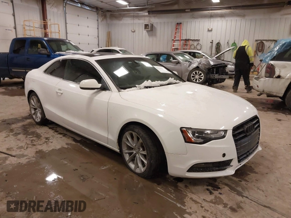 2013 Audi A5 Premium Plus z VIN WAULFAFR7DA012604, wystawiony jako IAAI lot #41562285 z przebiegiem 121 000 mil mil oraz . Historia ofert i sprzedaży dostępna na DreamBid. Obrazek 1.