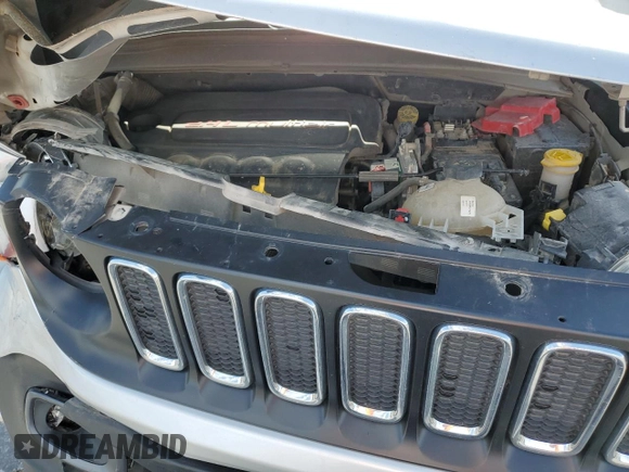 2018 Jeep Renegade Latitude z VIN ZACCJABB8JPH00892, wystawiony jako Copart lot #62914515 z przebiegiem 143 517 mil mil oraz Szkoda całkowita • Salvage title. Historia ofert i sprzedaży dostępna na DreamBid. Obrazek 11.