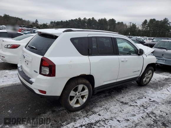 2014 Jeep Compass Latitude with VIN 1C4NJDEB9ED911237, listed as a Copart auction lot 85651674 with Not Provided miles and Salvage Title. Bid and sale history available at DreamBid. Image 3.