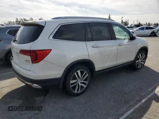 2017 Honda Pilot Touring with VIN 5FNYF6H91HB080607, listed as a Copart auction lot 49119715 with 61,490 mi miles and Salvage Title. Bid and sale history available at carsss.com. Image 3.